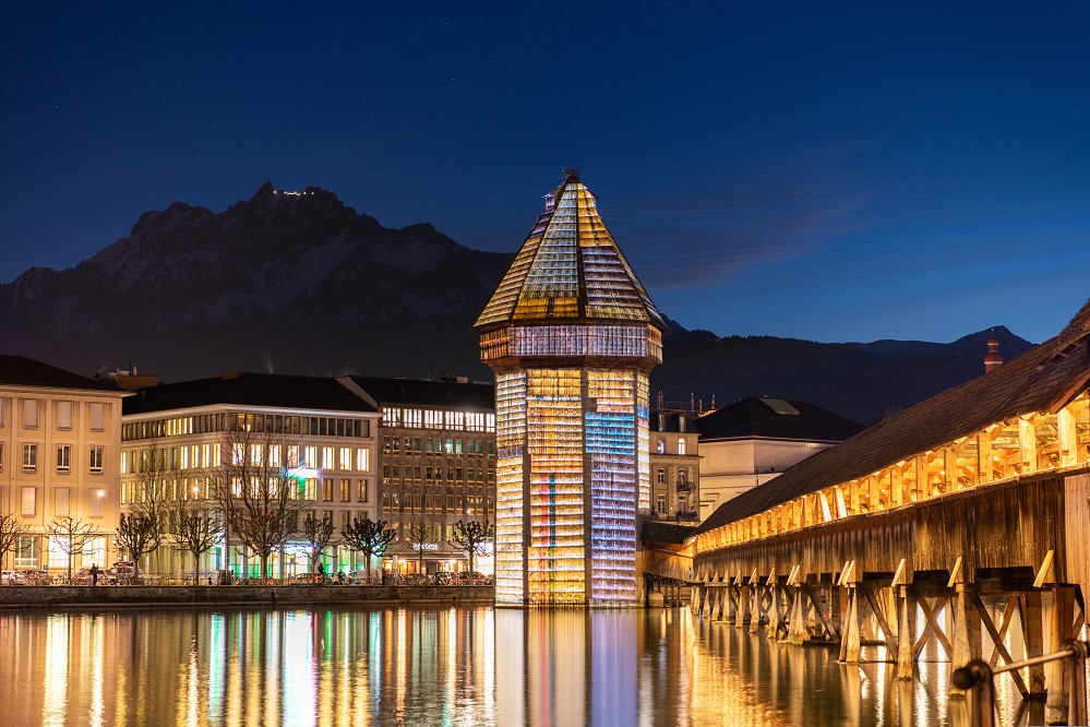 Lichterglanz im Advent in der Schweiz